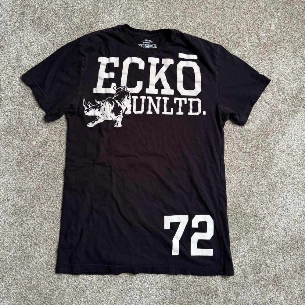 BLACK ECKO UNLTD FELT PRINT TEE